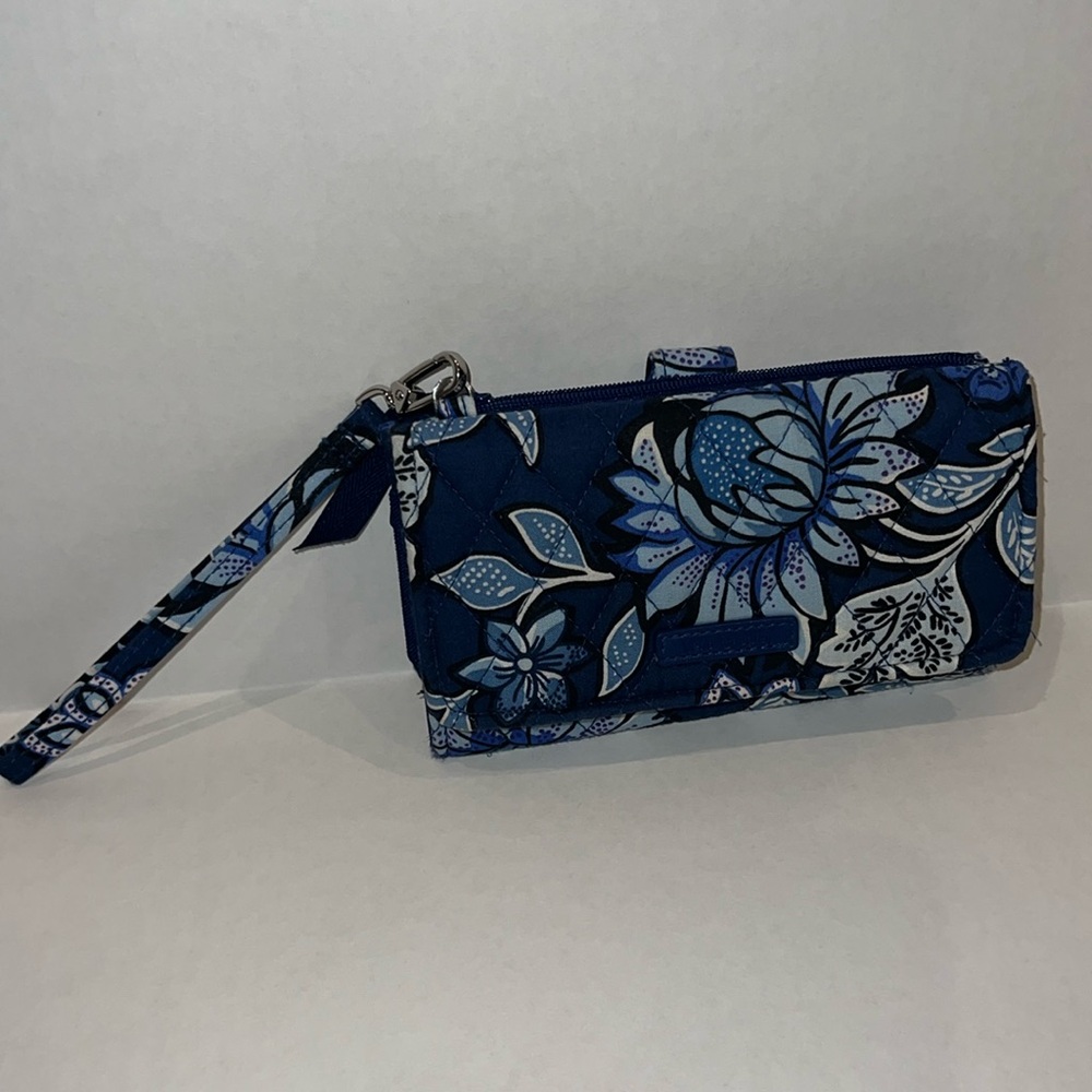 Vera Bradley Womens wallet